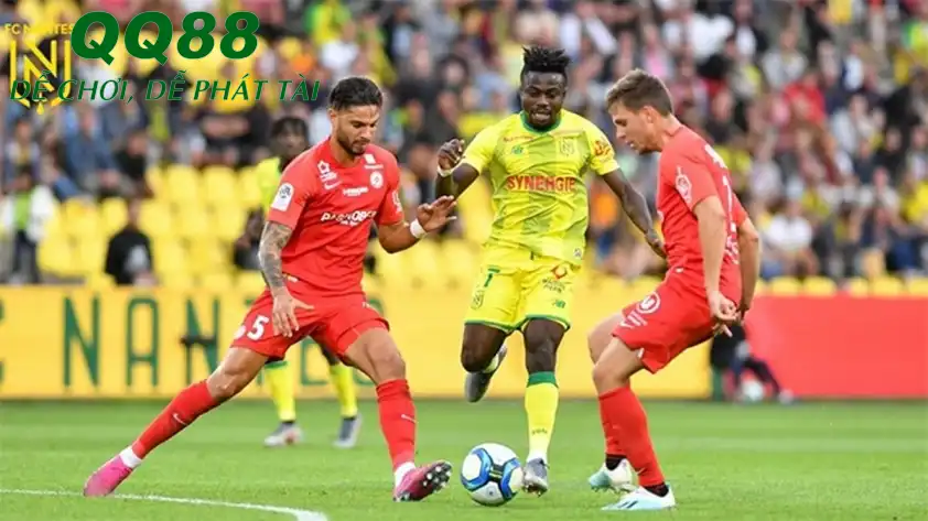 Lợi thế nghiêng hoàn toàn về phía đội khách Lợi thế nghiêng hoàn toàn về phía đội khách